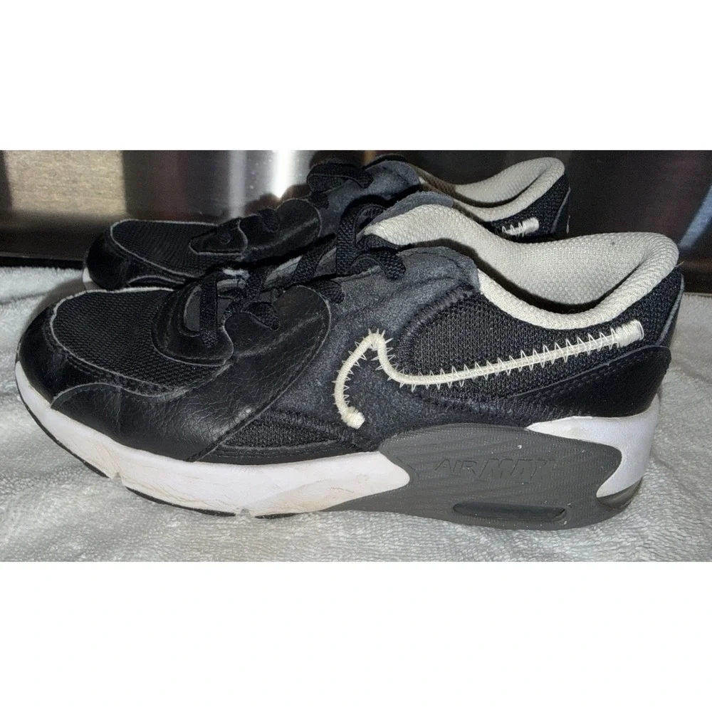 Nike Boys Air Max Size 1.5Y Excee FB3058-002 Black Running Shoes‎ Sneakers